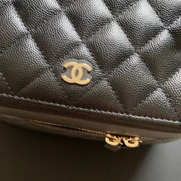 Authentic Chanel Vanity caviar brand new. - Picture 8 of 11